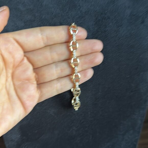 Elegant 14K Gold Plated Zirconia Link Chained Bracelet - Picture 8 of 10